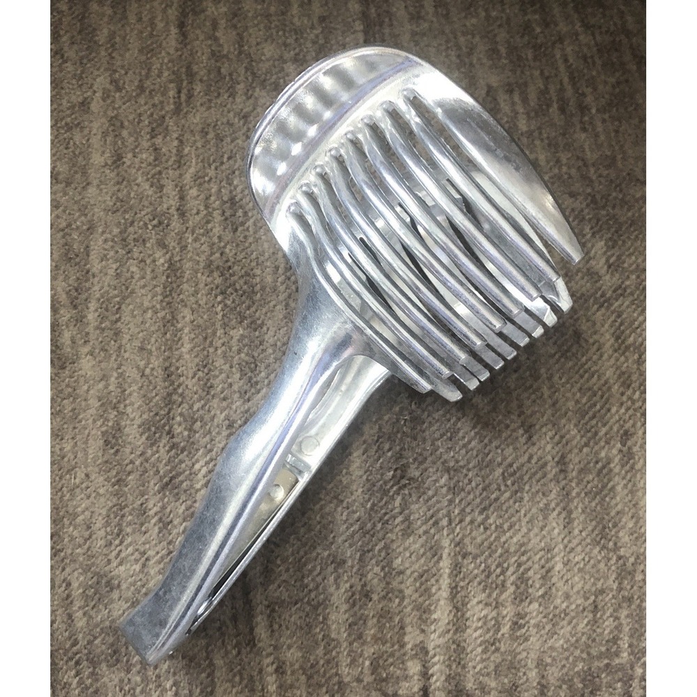 Vintage Aluminum Slicer Guide – Retro Handheld Egg & Soft Vegetable Cutter